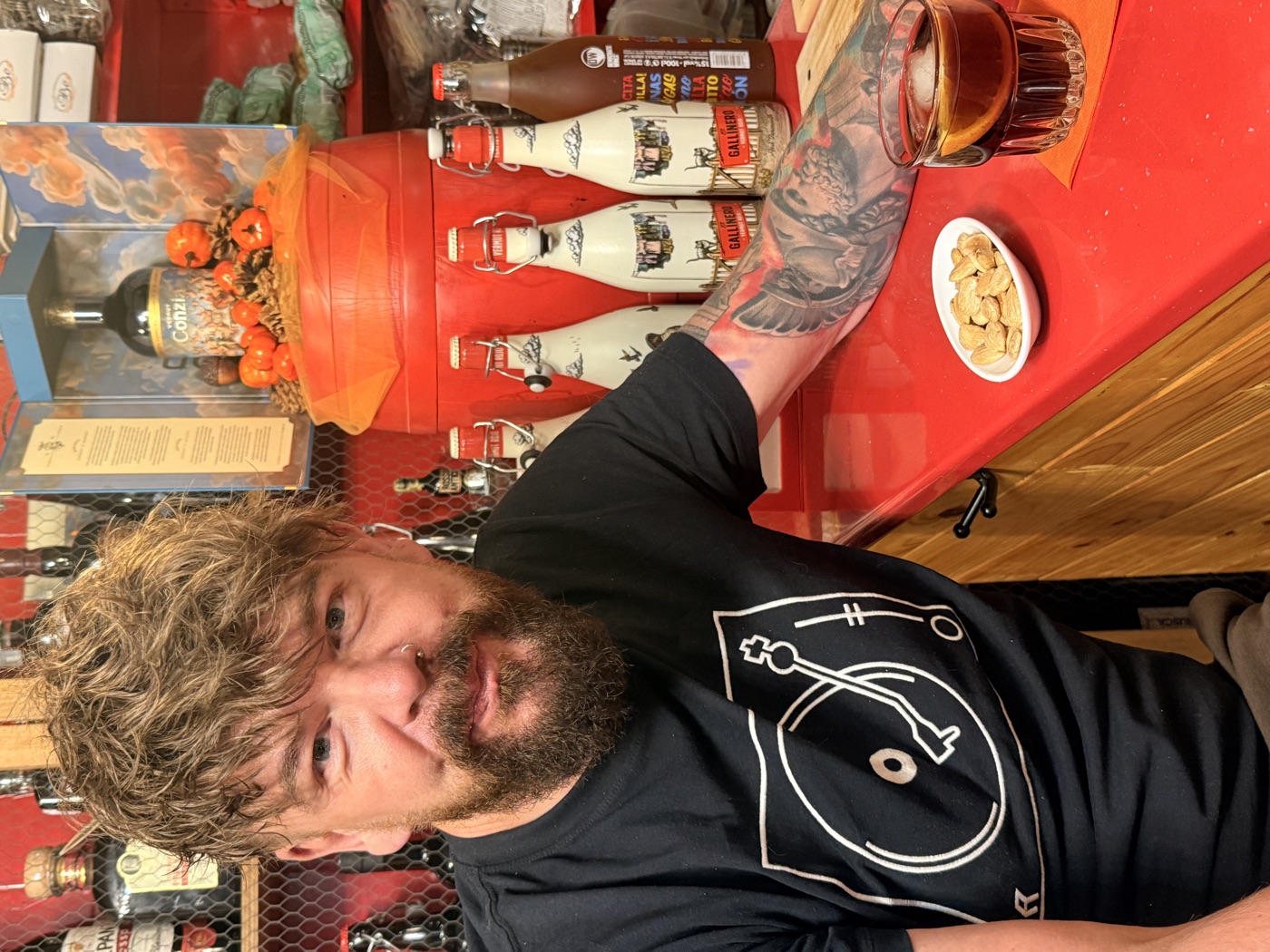 Vermouth and almonds at a bar in Alicante